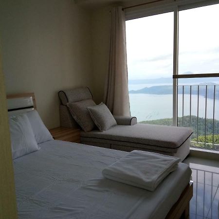 Taal Lake View Wind Residences By Smco Tagaytay City Zewnętrze zdjęcie