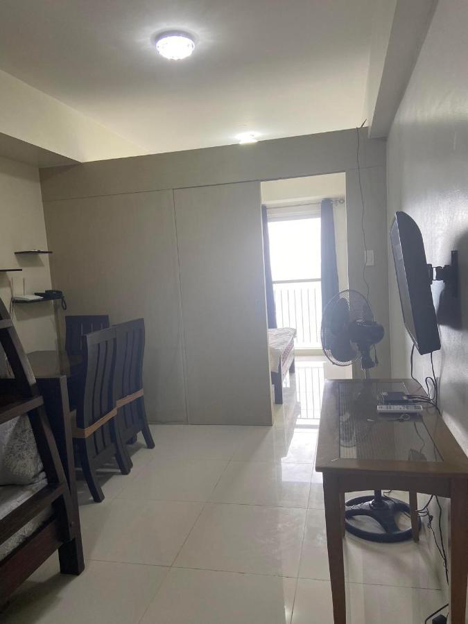 Taal Lake View Wind Residences By Smco Tagaytay City Zewnętrze zdjęcie