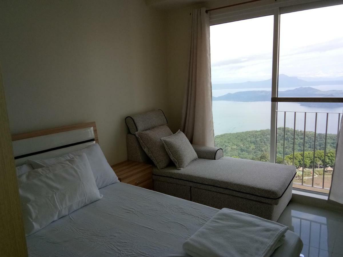 Taal Lake View Wind Residences By Smco Tagaytay City Zewnętrze zdjęcie
