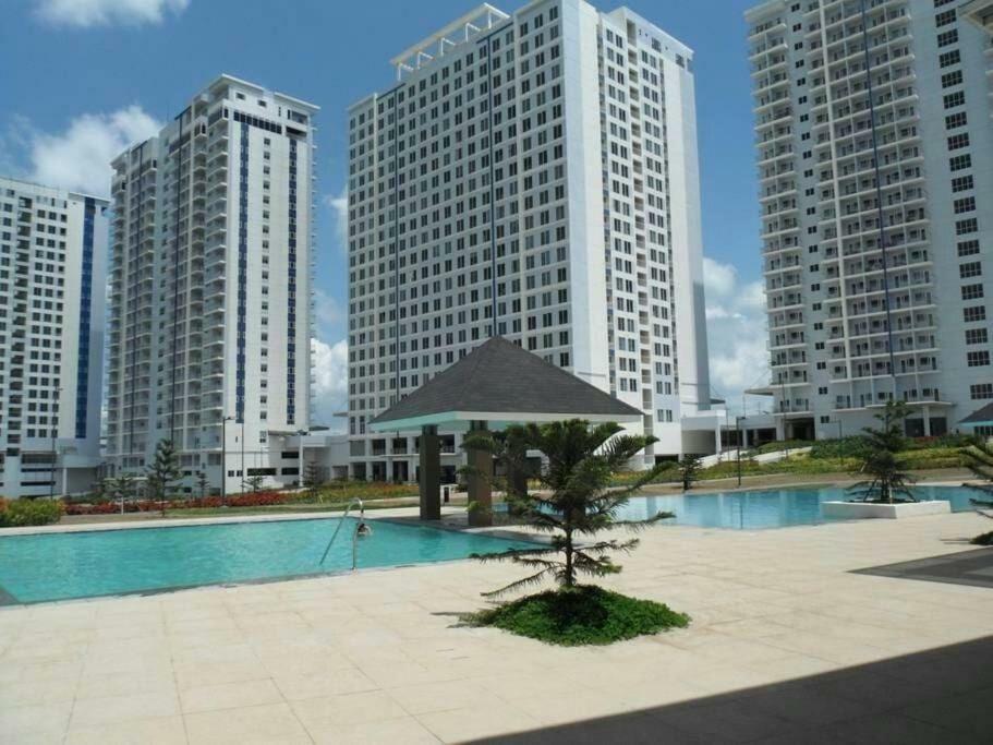Taal Lake View Wind Residences By Smco Tagaytay City Zewnętrze zdjęcie