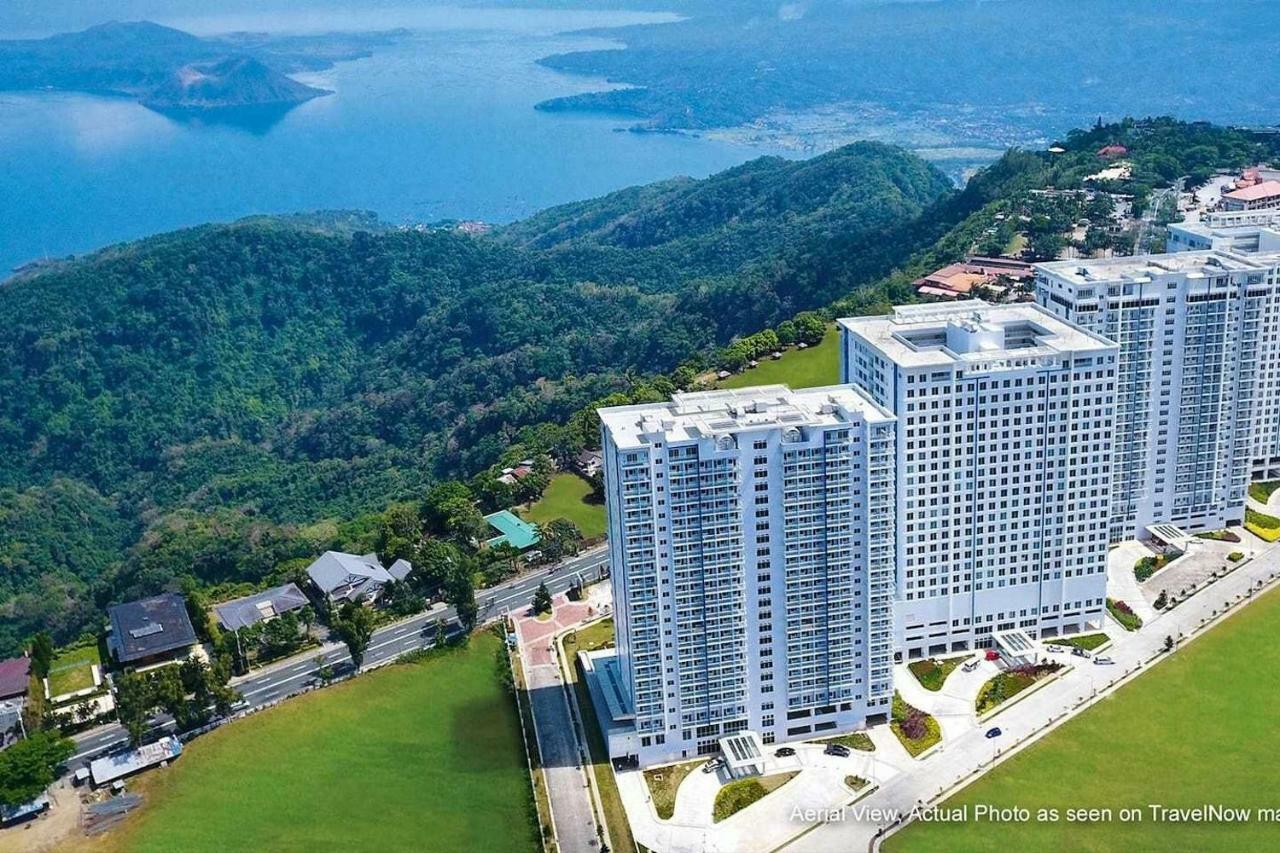 Taal Lake View Wind Residences By Smco Tagaytay City Zewnętrze zdjęcie